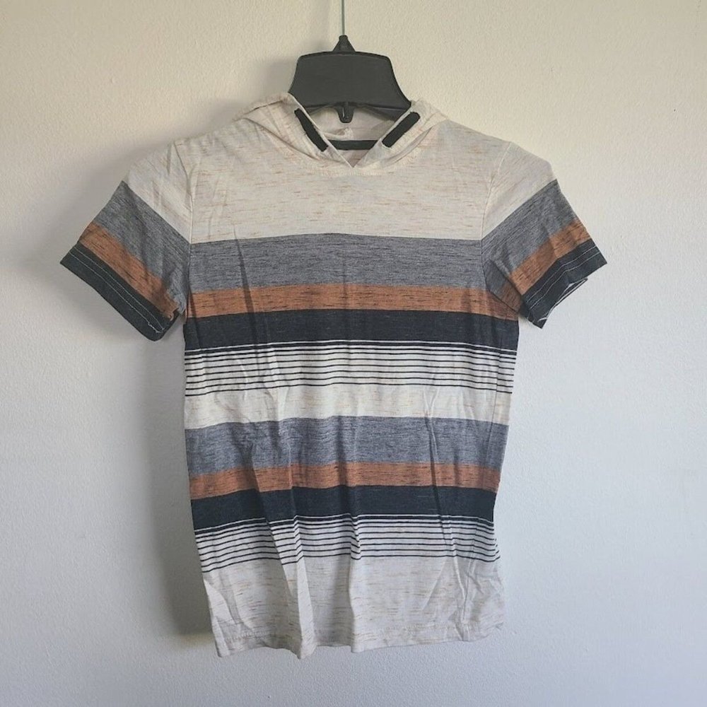 First Wave - T-Shirt with Hood